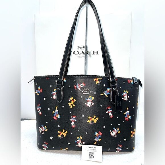 🔥NWT!🎁Coach Disney X Gallery Tote With Holiday Print Msrp:$398.00 - Picture 1 of 8